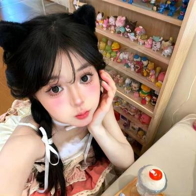 爱并离别着